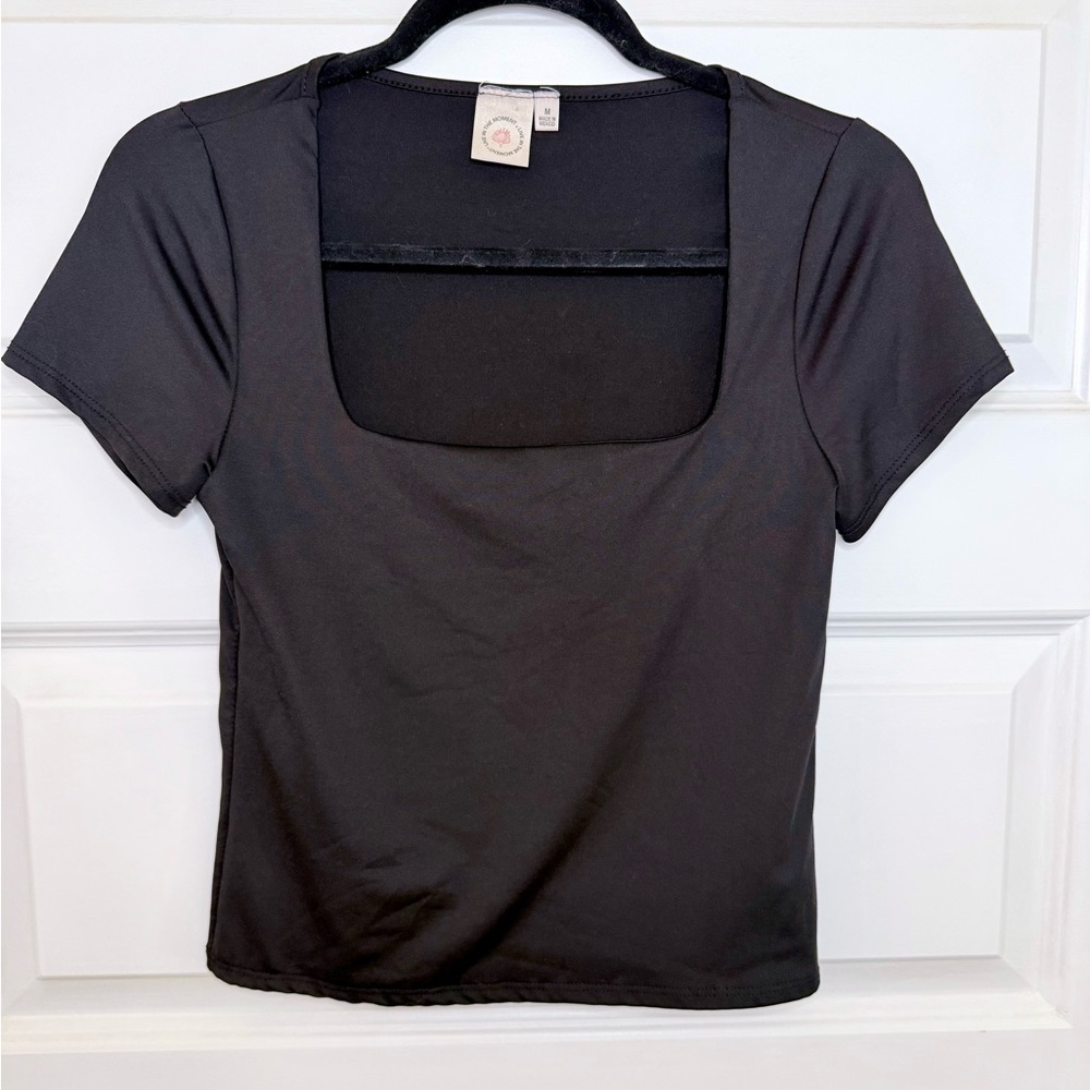 Elegant Black Short Sleeve Women's Top